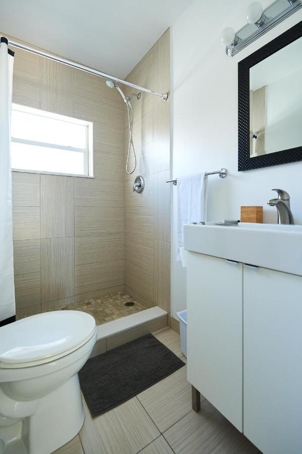 Lambert Family Beach Apartments Fort Lauderdale Extérieur photo